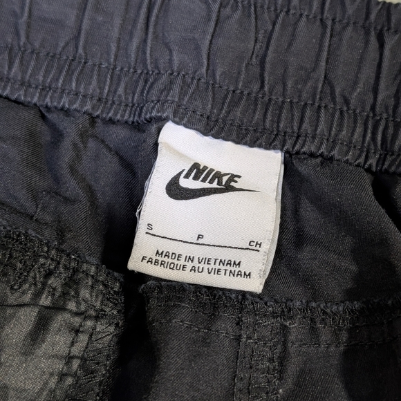 Nike Woven Utility Cargo Pants Black DD6520-010 Size Small Streetwear - Picture 7 of 10